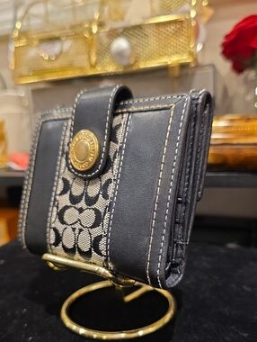 Coach Black Signature Canvas Card Holder with Gold-Tone Snap